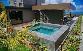 Flat Premium Cabo Branco com Jacuzzi Privativa com Área Externa Exclusiva - IN JAMPA FLATS